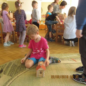Iepazīstam būvnieka profesiju 23